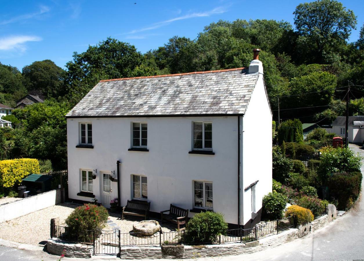 A Superb Bijou Retreat With Jacuzzi Near An Excellent Village Pub Yelverton Εξωτερικό φωτογραφία